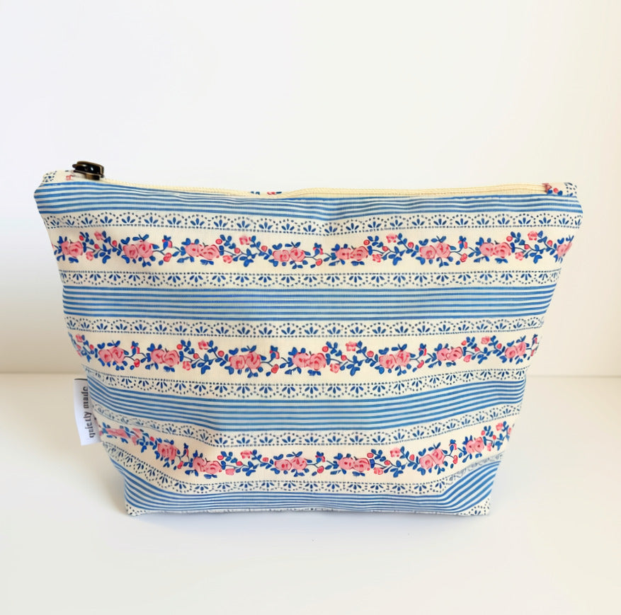 Handmade Gusseted Zipper Pouch – Blue Stripe Floral